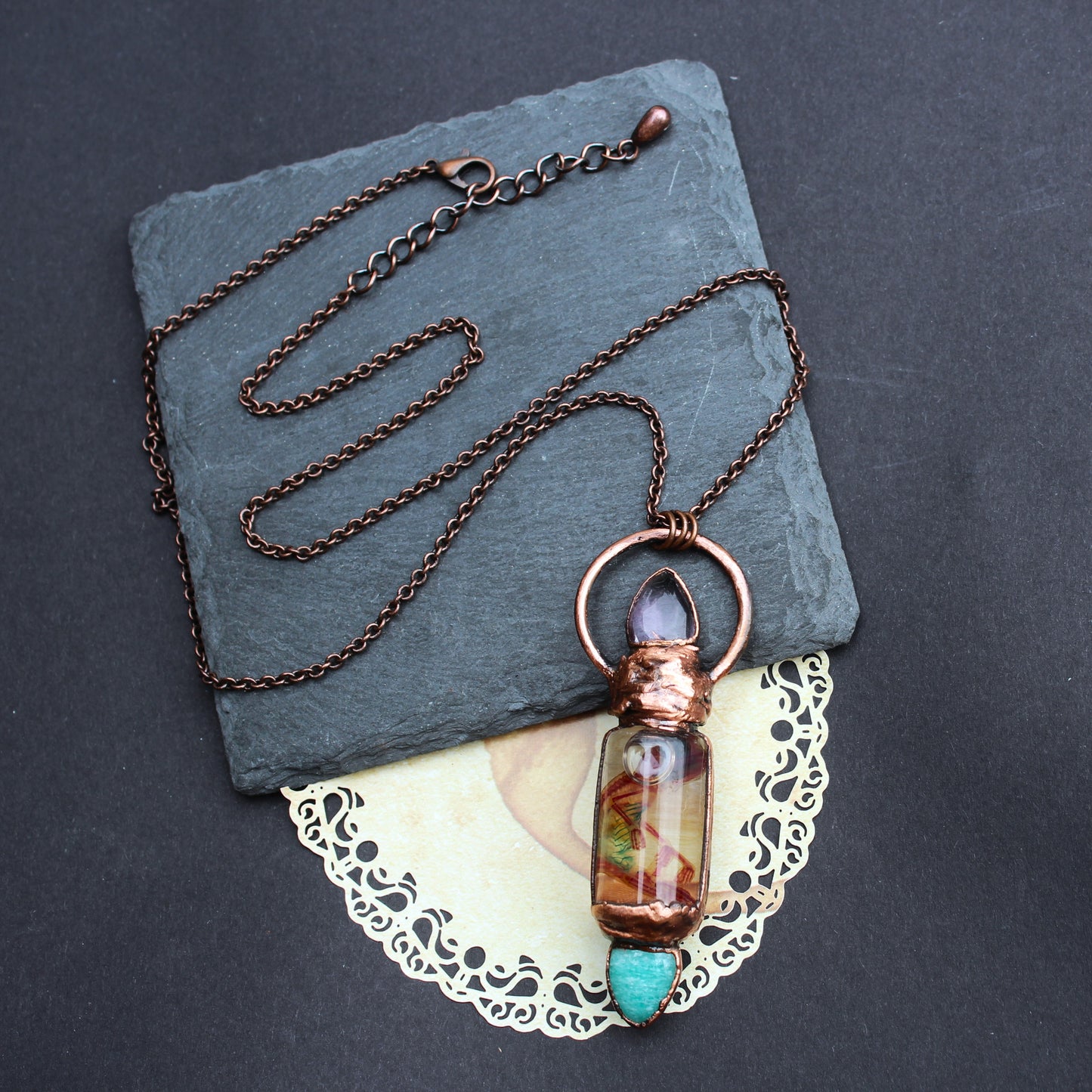 Diaphonized Chameleon Vial