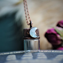 Load image into Gallery viewer, Moonstone Cremation Vial
