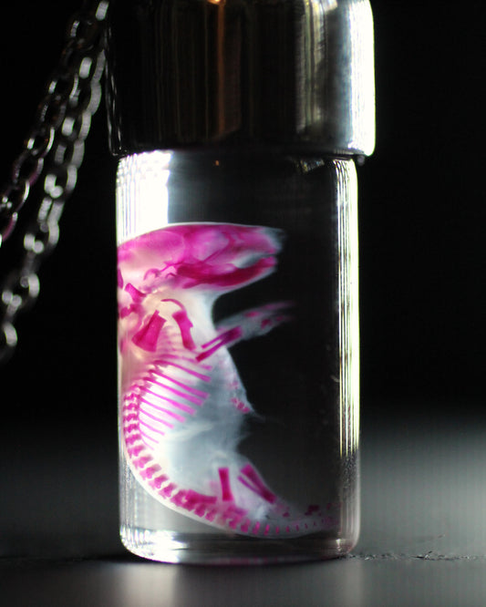 Diaphonized Pinkie Mouse Necklace